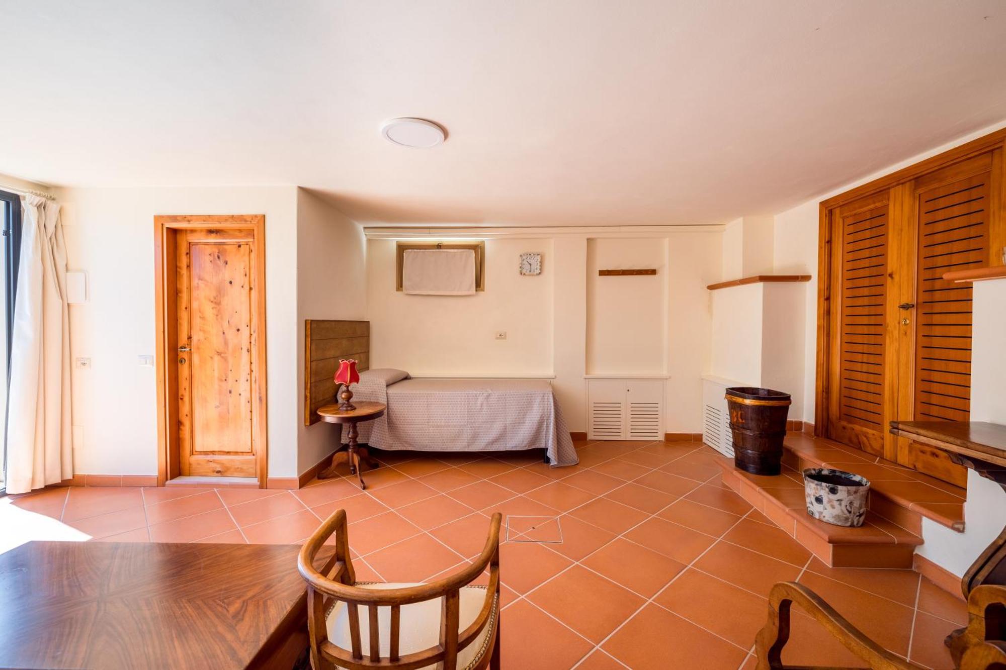 La Catena Apartment With Pool Ulignano Exteriör bild